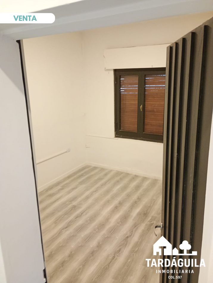 VENDE casa sobre Santiago del Estero y Gobernador Duval