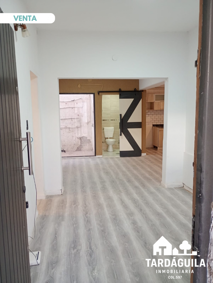 VENDE casa sobre Santiago del Estero y Gobernador Duval