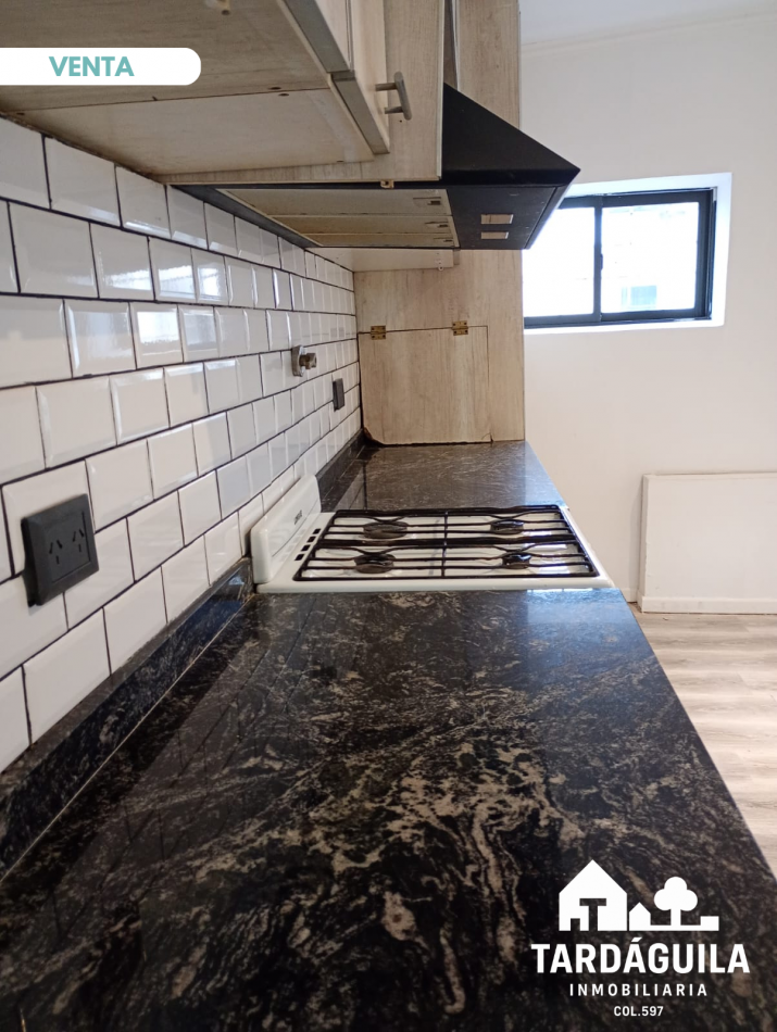 VENDE casa sobre Santiago del Estero y Gobernador Duval