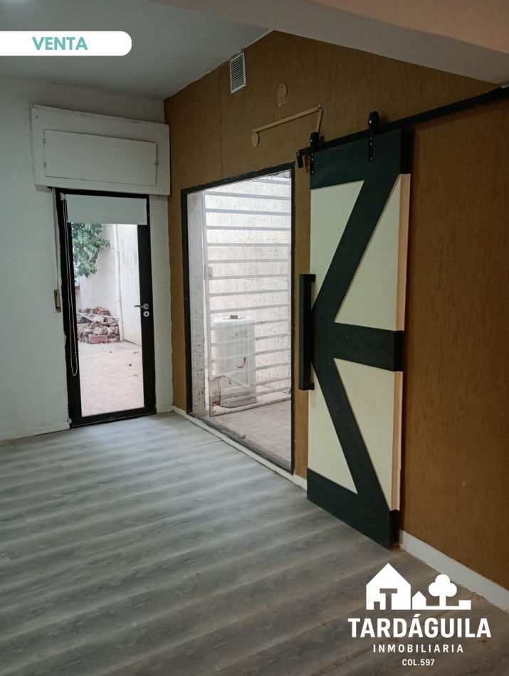 VENDE casa sobre Santiago del Estero y Gobernador Duval