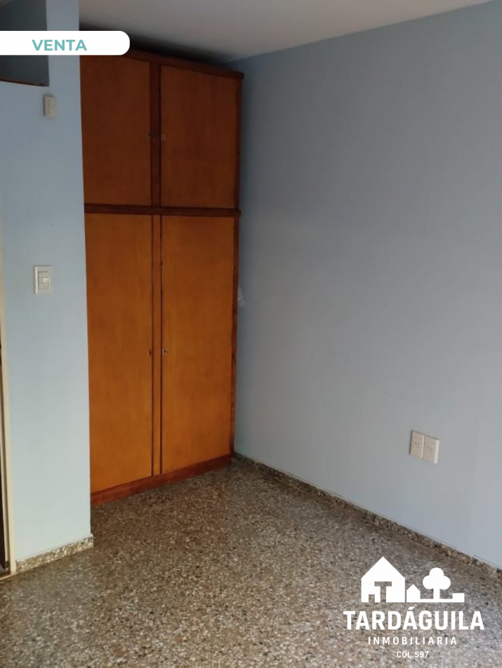 Vende casa sobre Dante Alighieri 