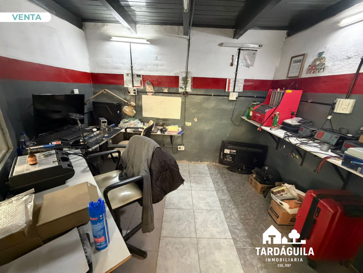 Amplio galpon en venta!