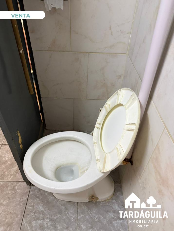 Amplio galpon en venta!