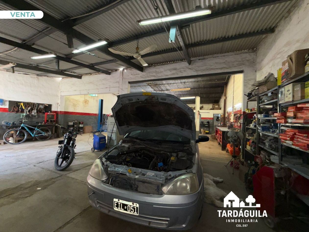 Amplio galpon en venta!