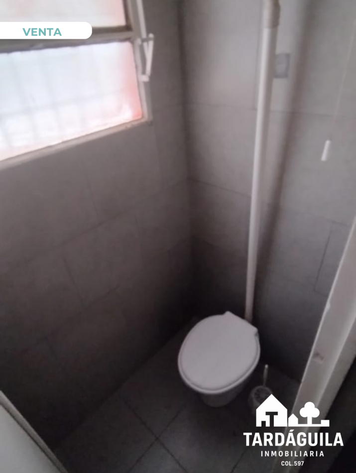 Inmueble en venta sobre calle Poblador Desconocido, a metros de Av Luro.