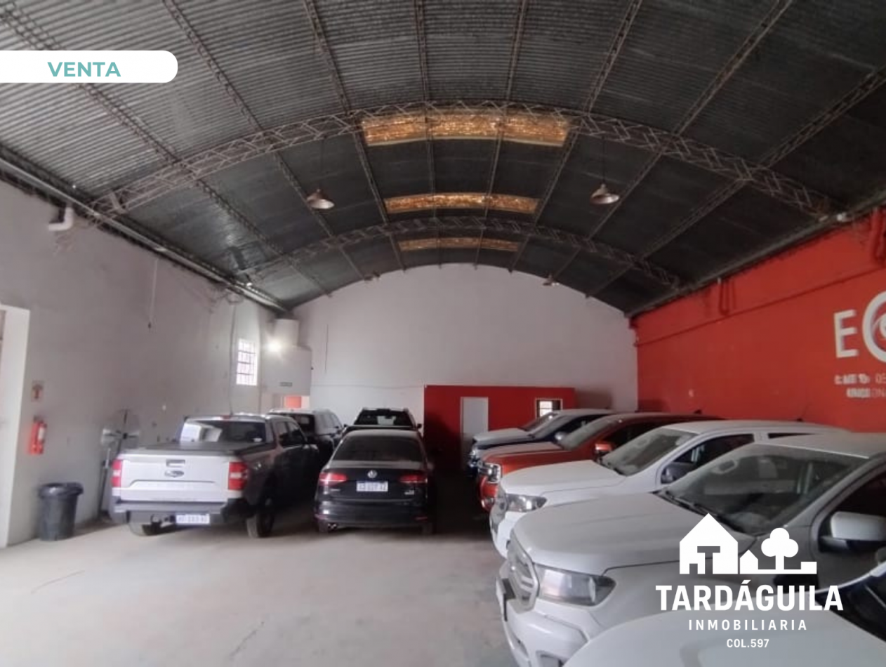 Inmueble en venta sobre calle Poblador Desconocido, a metros de Av Luro.