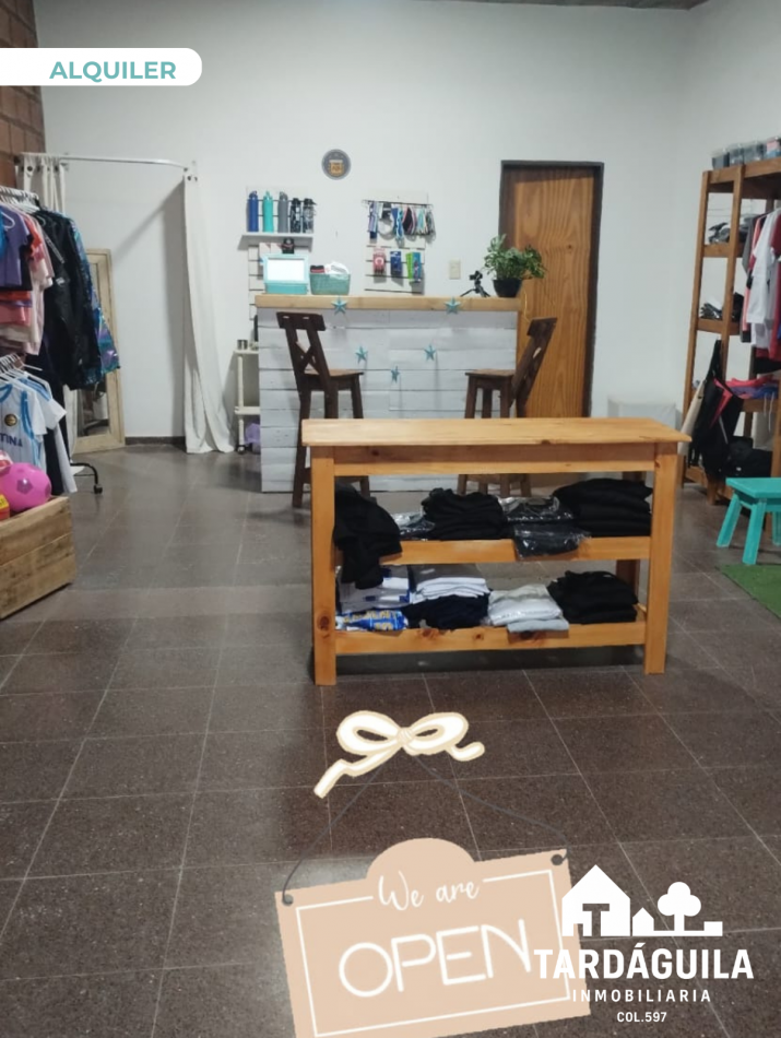ALQUILER DISPONIBLE: salon comercial.