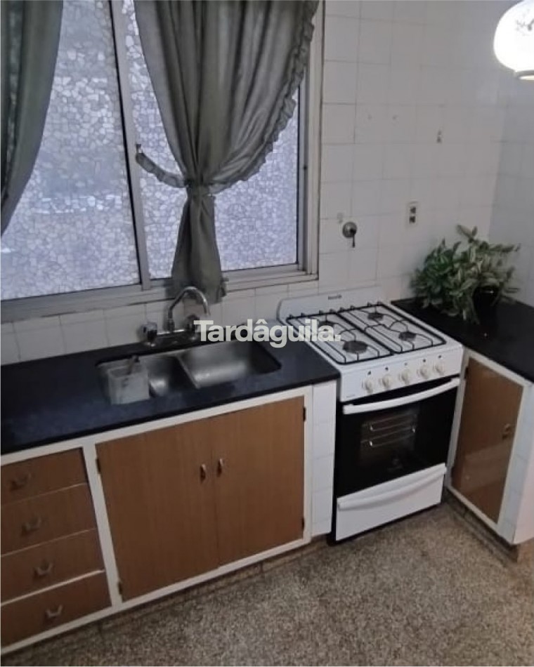 VENDE hermoso dpto sobre Pellegrini y 9 de julio 