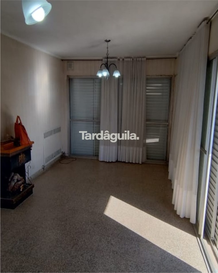 VENDE hermoso dpto sobre Pellegrini y 9 de julio 